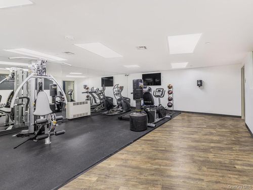 phc-3620 Oxford Ave, Bronx, NY, 10463-1794 | Card Image