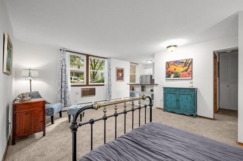 101-2536 Dupont Ave S, Minneapolis, MN, 55405-3539 | Card Image