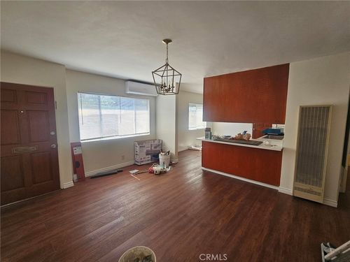 c-1214 E Broadway, Glendale, CA, 91205-4087 | Card Image