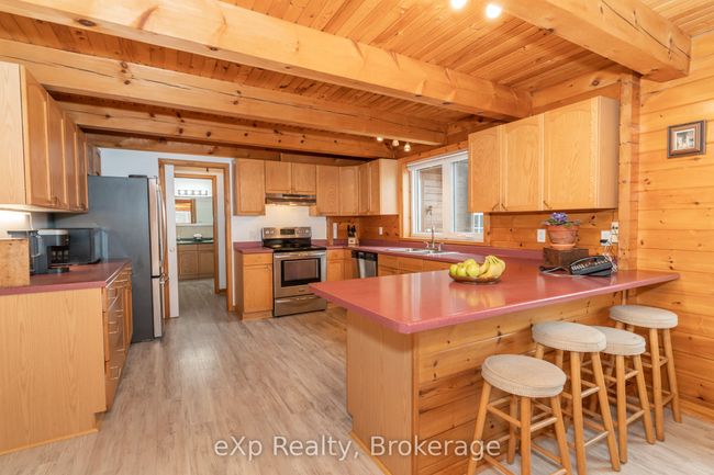 5331 Hwy 124 Highway, House other with 5 bedrooms, 4 bathrooms and 8 parking in Magnetawan ON | Image 4