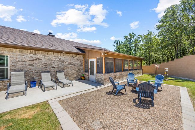 136 N Bronco Ct, House other with 4 bedrooms, 4 bathrooms and null parking in Springtown TX | Image 14