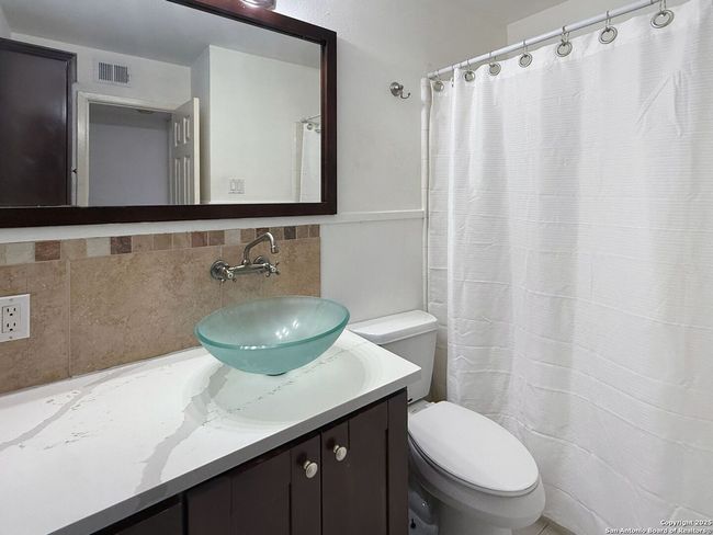 APT-8 - 223 W Silver Sands Dr, Condo with 2 bedrooms, 1 bathrooms and null parking in San Antonio TX | Image 7