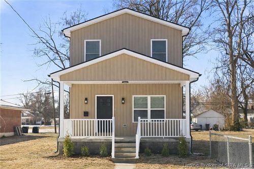 807 Fulton St, Jeffersonville, IN, 47130-4150 | Card Image