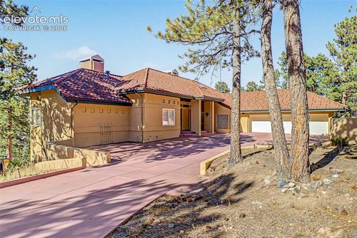 935 Castle Ridge Rd, Golden, CO, 80401-8029 | Card Image