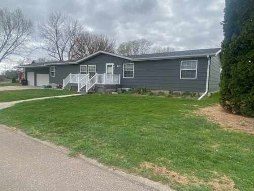 821 Westridge Dr, Ravenna, NE, 68869-4043 | Card Image