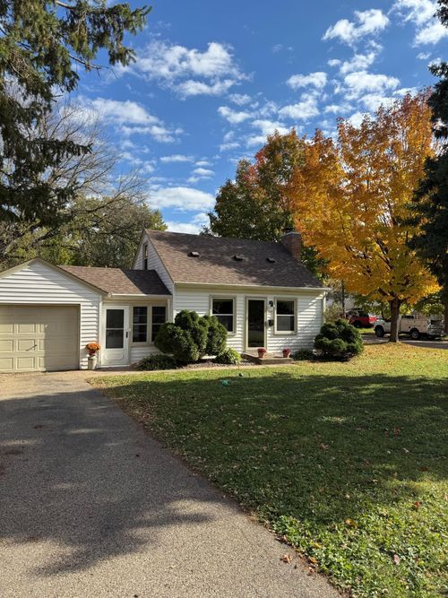 301 19th Ave N, Hopkins, MN, 55343-6975 | Card Image