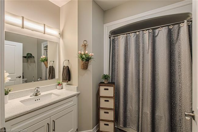 8 - 992 Windham Lane, House attached with 2 bedrooms, 1 bathrooms and 2 parking in Windham Centre ON | Image 19