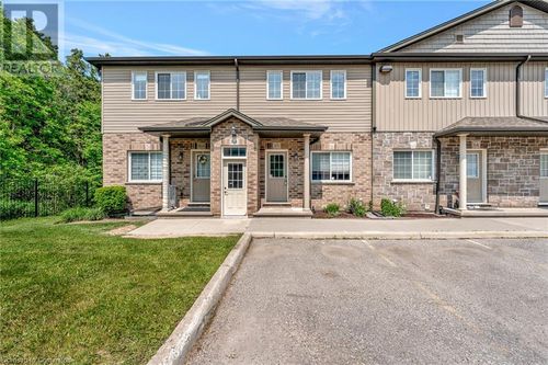 15-1180 Countrystone Drive, Kitchener, ON, N2N0B9 | Card Image