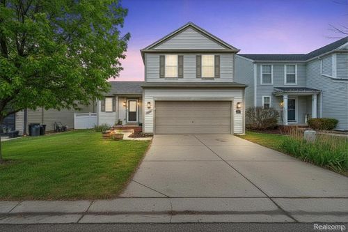 10140 Fieldway Trl, Holly, MI, 48442-9358 | Card Image