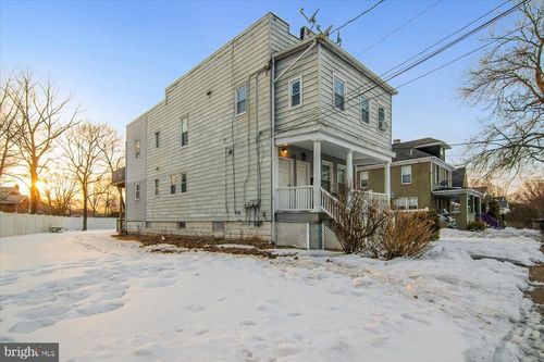 111 Center Street, Metuchen, NJ, 08840 | Card Image