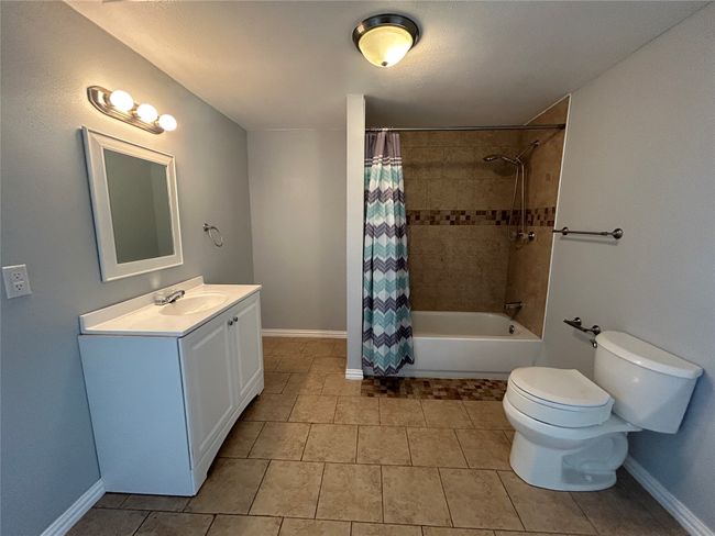 708 Barrow St, House other with 4 bedrooms, 2 bathrooms and null parking in Goldthwaite TX | Image 12