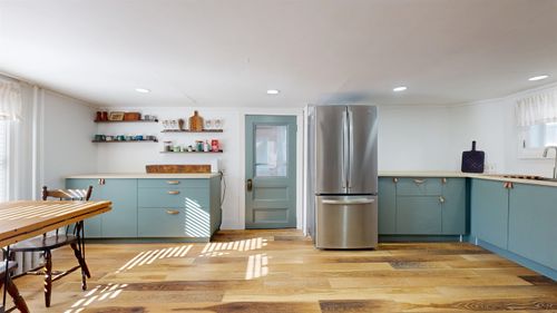 102 Union St, Winooski, VT, 05404-1938 | Card Image