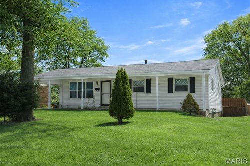 245 Alma Dr, Hazelwood, MO, 63042-2113 | Card Image