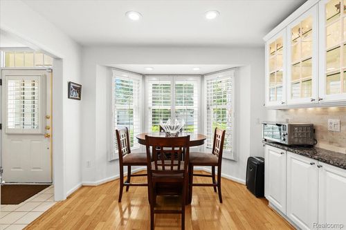 2409 Wildbrook Run, Bloomfield Hills, MI, 48304-1445 | Card Image