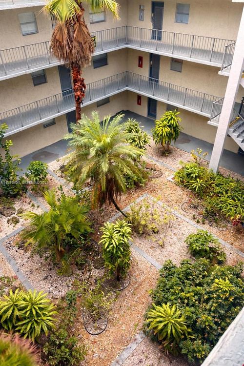 apt-1411-1800 N Lauderdale Ave, North Lauderdale, FL, 33068-4235 | Card Image