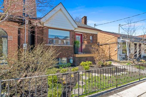 190 Manning Ave, Toronto, ON, M6J2K5 | Card Image
