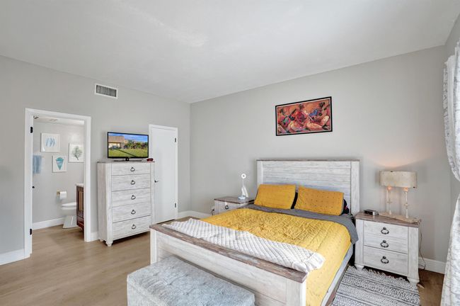 804 Waterview Dr, Condo with 3 bedrooms, 3 bathrooms and null parking in Palm Springs FL | Image 16