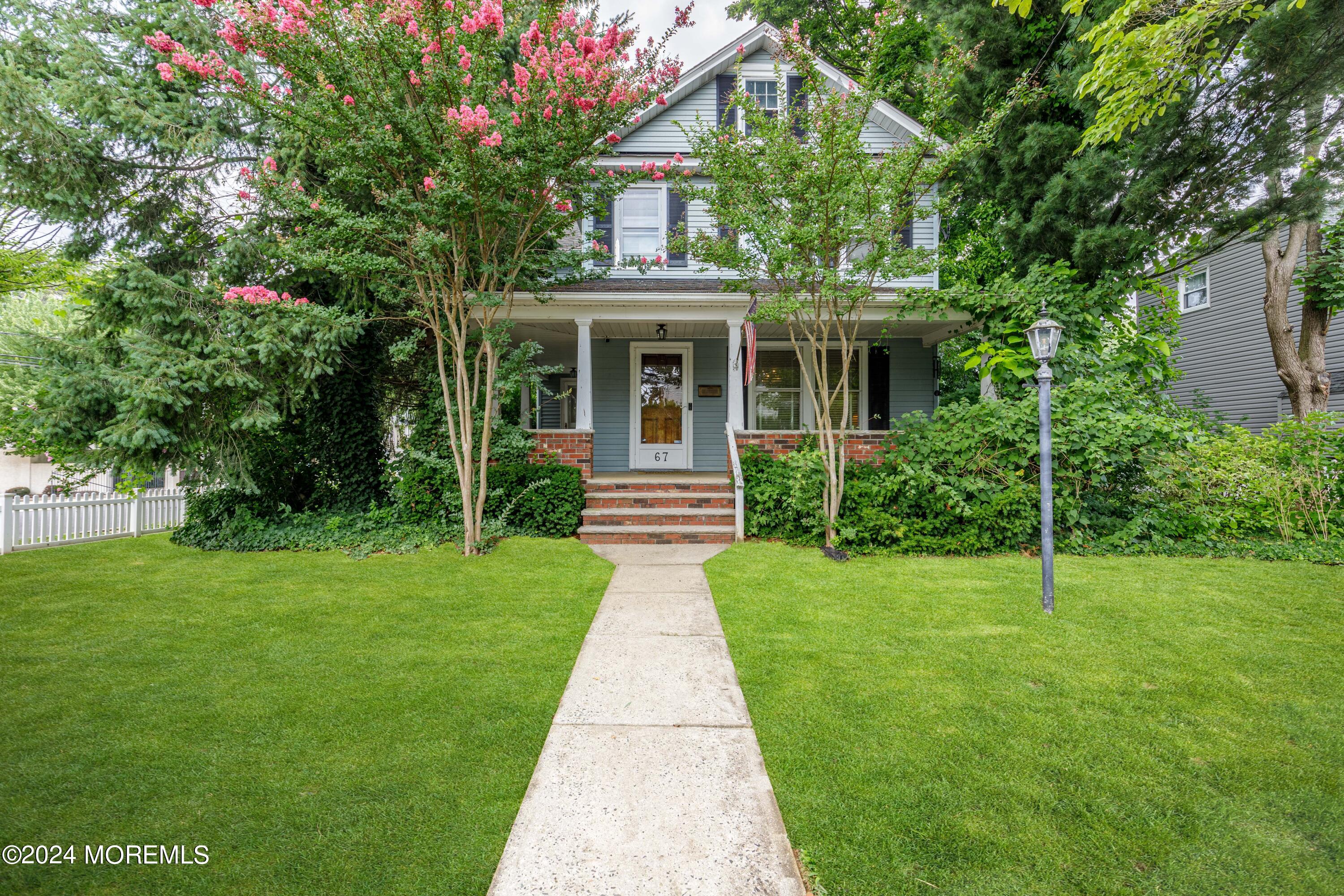 Prospect Ave, Red Bank, NJ 07701
