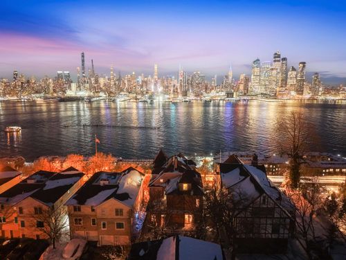 31 Hamilton Ave, Weehawken, NJ, 07086-6905 | Card Image