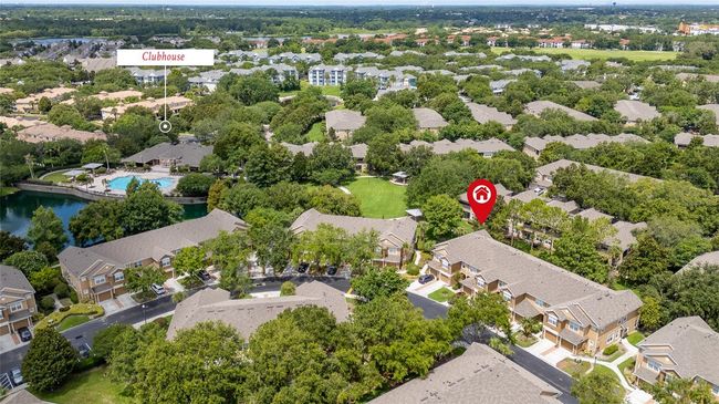 Walking distance to the amenity center | Image 22