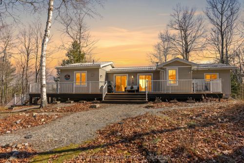 1077 Country Lane, Sharbot Lake, ON, K0H2P0 | Card Image