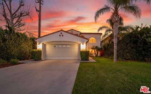 7466 Louise Ave, Lake Balboa, CA, 91406-2427 | Card Image
