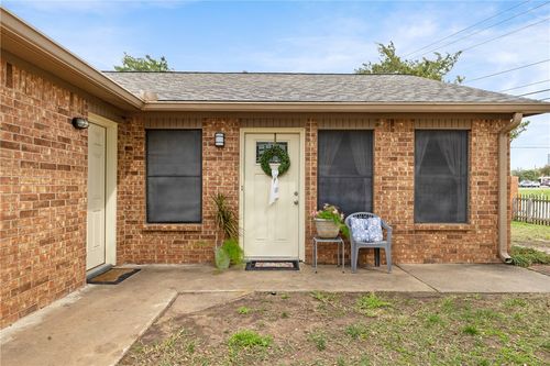 3413 Coastal Drive, College Station, TX, 77845 | Card Image