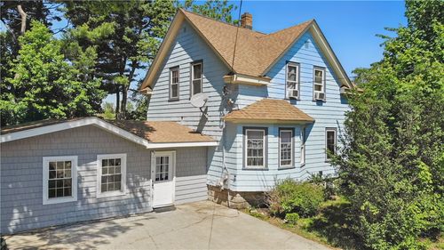77 Park View Blvd, Cranston, RI, 02910-2332 | Card Image