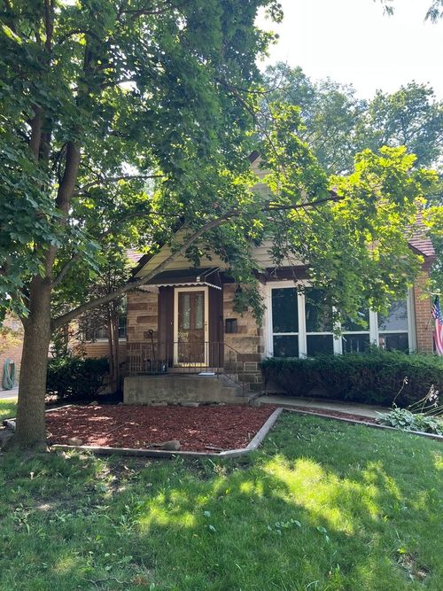 1860 Belleview Ave, Westchester, IL, 60154-4355 | Card Image
