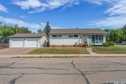 1801 96th St, North Battleford, SK, S9A0J1 | Card Image