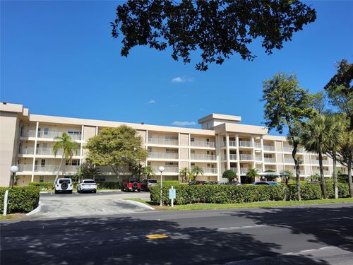 apt-309-3151 S Palm Aire Dr, Pompano Beach, FL, 33069-4288 | Card Image