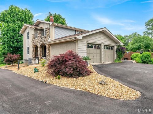 13 Heritage Dr, Villa Ridge, MO, 63089-1925 | Card Image