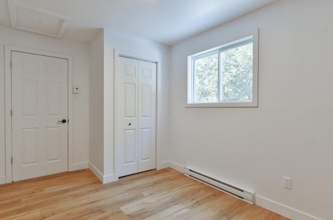 Residential in Saint-Lin/Laurentides 5