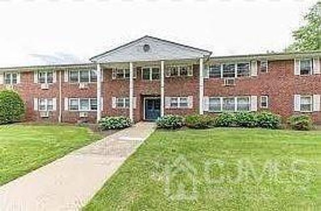 32 Woodedge Ave, Townhouse with 2 bedrooms, 1 bathrooms and null parking in Edison NJ | Image 20