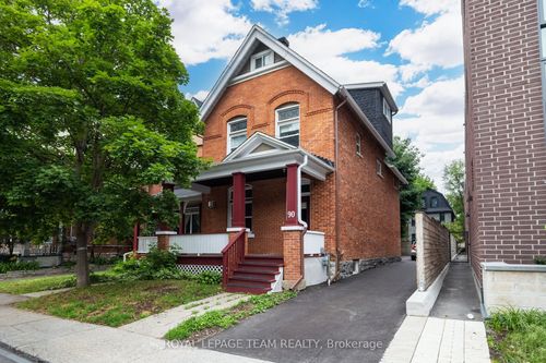 90 4th Ave, Ottawa, ON, K1S2L2 | Card Image