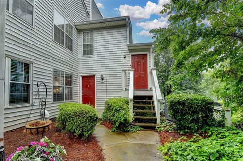 1304 Glenleaf Dr, Norcross, GA, 30092-6112 | Card Image