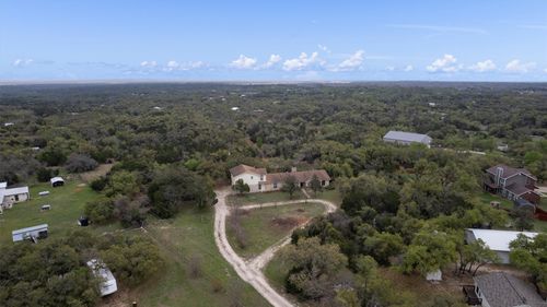 422 Patricia Rd, Georgetown, TX, 78628-9686 | Card Image