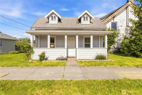 336 3rd Ave Sw, Castle Rock, WA, 98611-8115 | Card Image