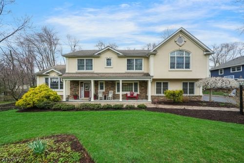 4 Salter Dr, Montville, NJ, 07045-9644 | Card Image