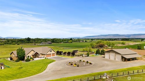 435 Watson Rd, Ellensburg, WA, 98926-7290 | Card Image