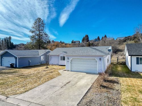 203 W Nicklaus Avenue, Kalispell, MT, 59901 | Card Image