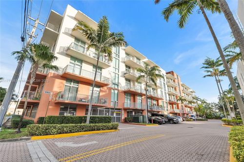 apt-102-2100 Van Buren St, Hollywood, FL, 33020-7341 | Card Image