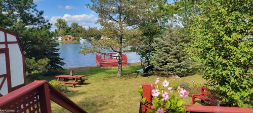 2053 Marmoor Dr, Shelby Township, MI, 48317-2758 | Card Image