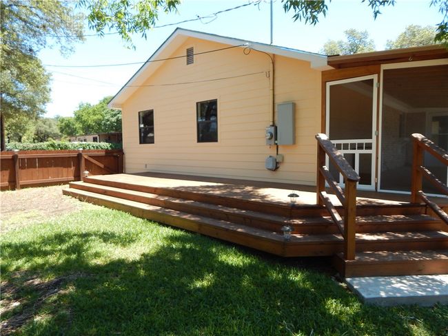 330 E Cedar St, House other with 2 bedrooms, 1 bathrooms and 2 parking in Bertram TX | Image 15