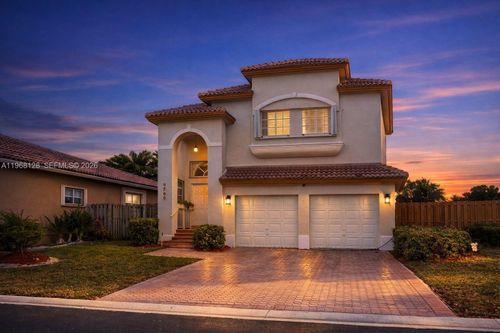 9768 Nw 30th St, Doral, FL, 33172-1082 | Card Image