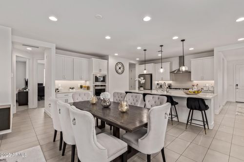 7380 W Bent Tree Dr, Peoria, AZ, 85383-6444 | Card Image
