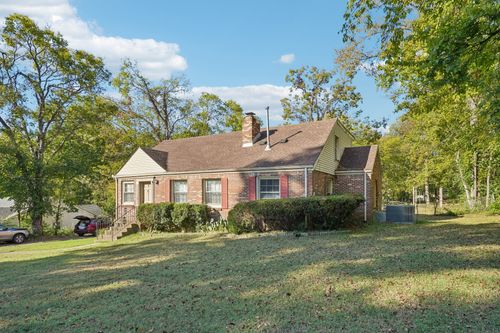124 W Marthona Rd, Madison, TN, 37115-3507 | Card Image