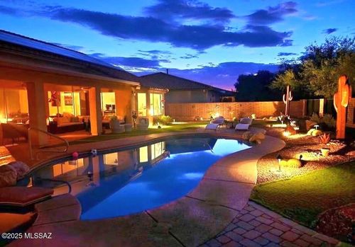 1875 E Wintergreen Dr, Green Valley, AZ, 85614-6297 | Card Image