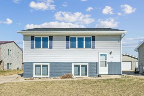 4034 Mark Drive, Waterloo, IA, 50701 | Card Image
