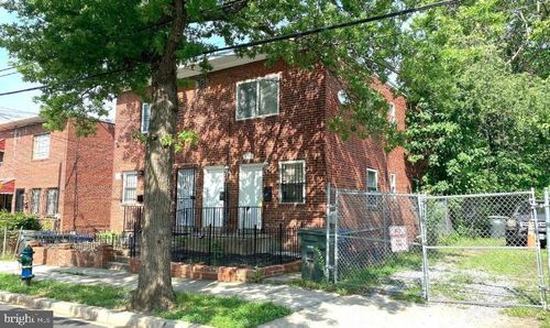 321 54th St Ne, WASHINGTON, DC, 20019-6677 | Card Image